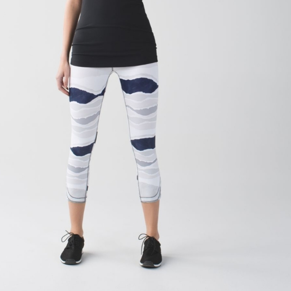 Lululemon True Self Crop Bleacher Stripe White Blk